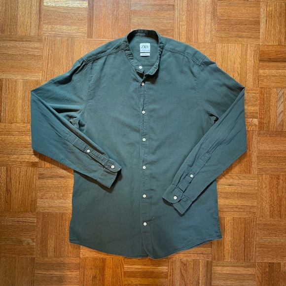 Zara Other - Men’s Zara Relaxed Fit Lightweight Button Down Top